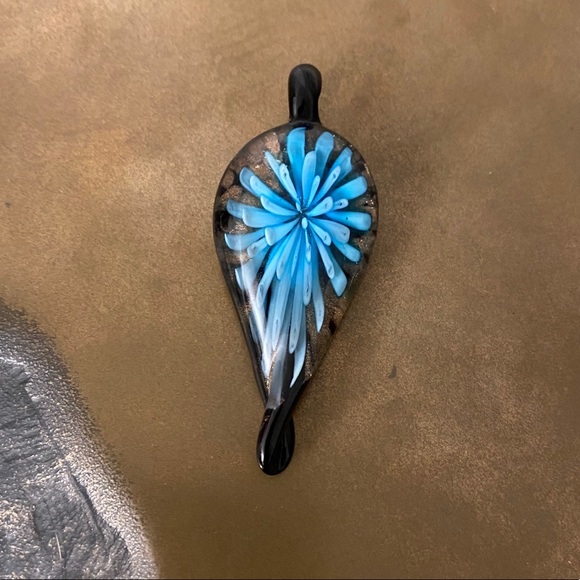 Anthropologie MURANO GLASS Flower Pendent Necklace - Picture 2 of 4